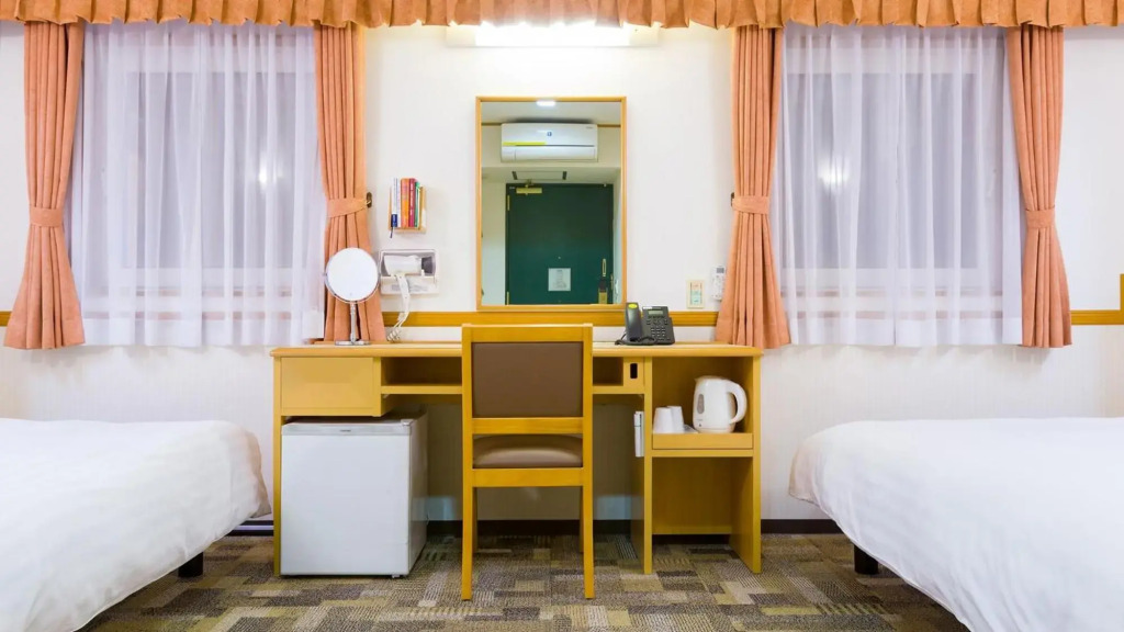 Toyoko Inn JR Yokohama sen Sagamihara Ekimae