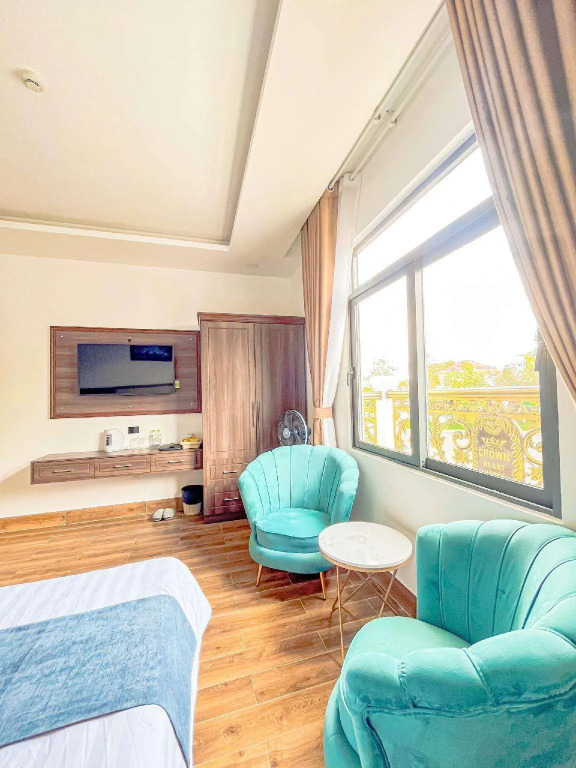 Crown Dalat Hotel