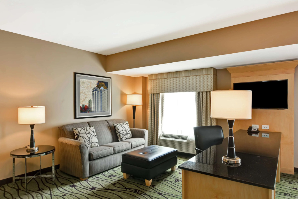 Hampton Inn & Suites Crabtree