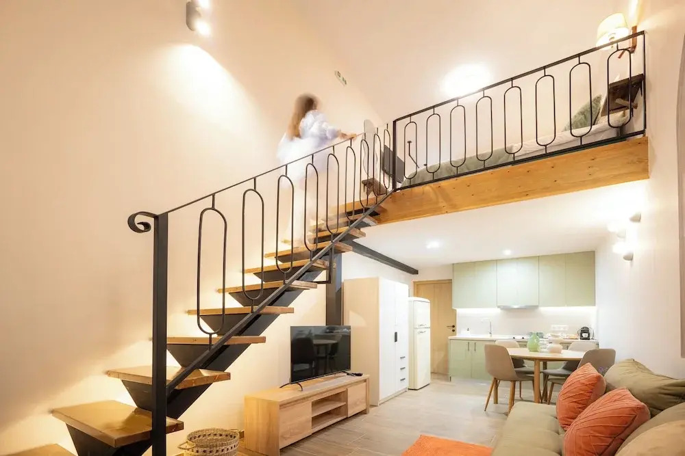 Vayas Residences - Agora