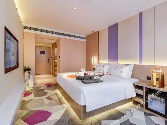 Lavande Hotel (Xinshancun subway station store, Dadukou pedestrian street, Chongqing)