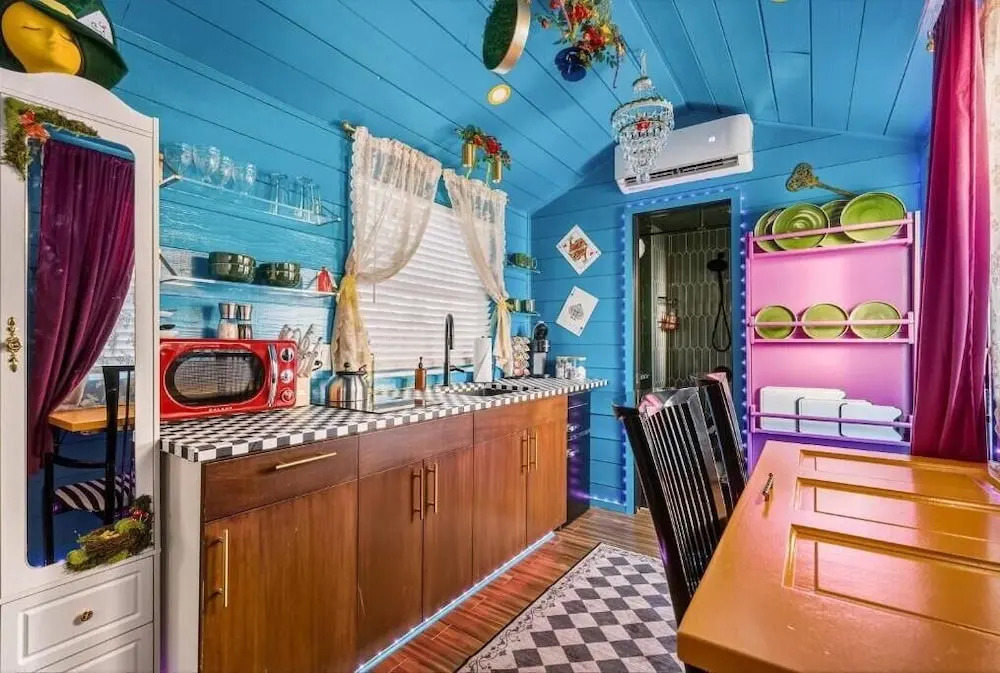 Montana Ave Lodging