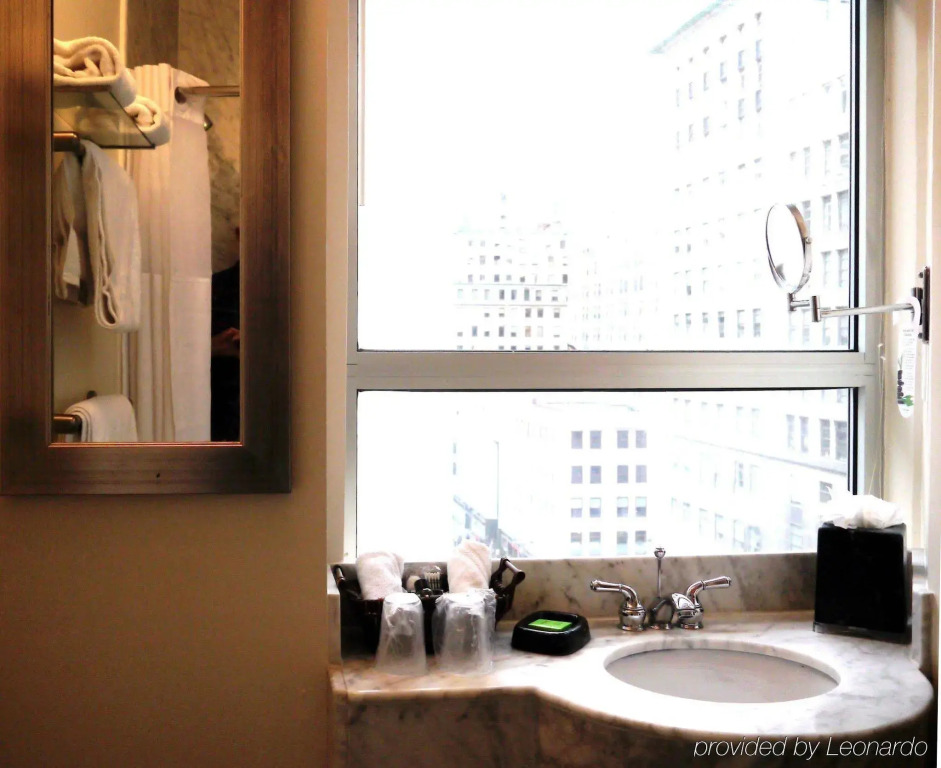 U Hotel Fifth Avenue, Empire State Building