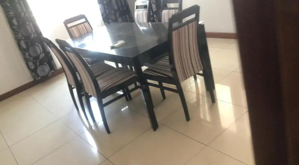 Executive 3 bedroom Apartment Space Available