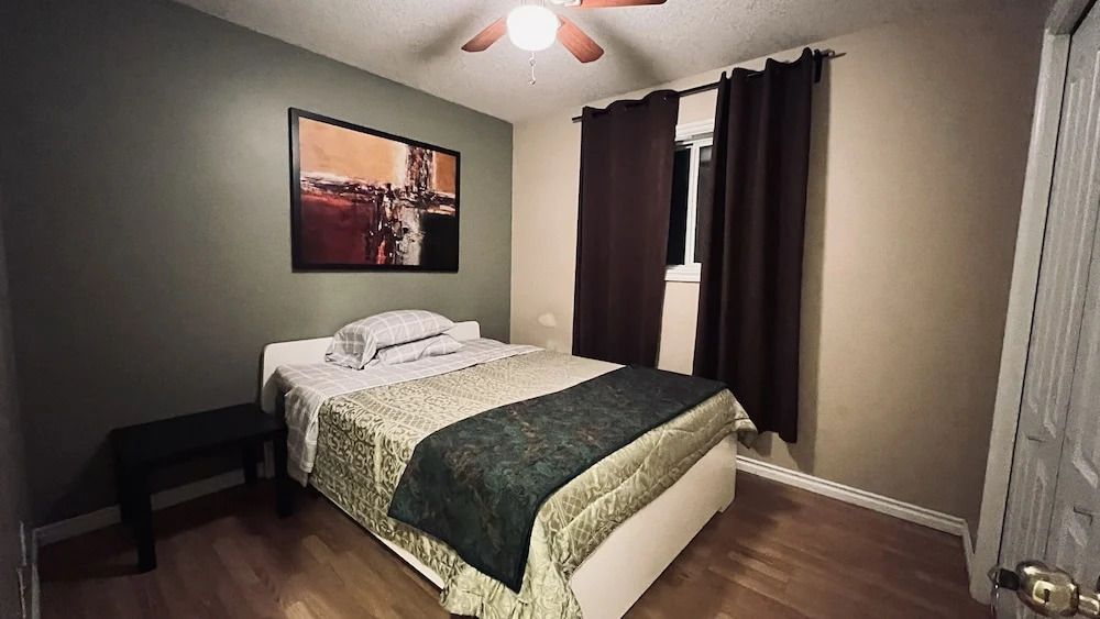 Central Edmonton Private Rooms