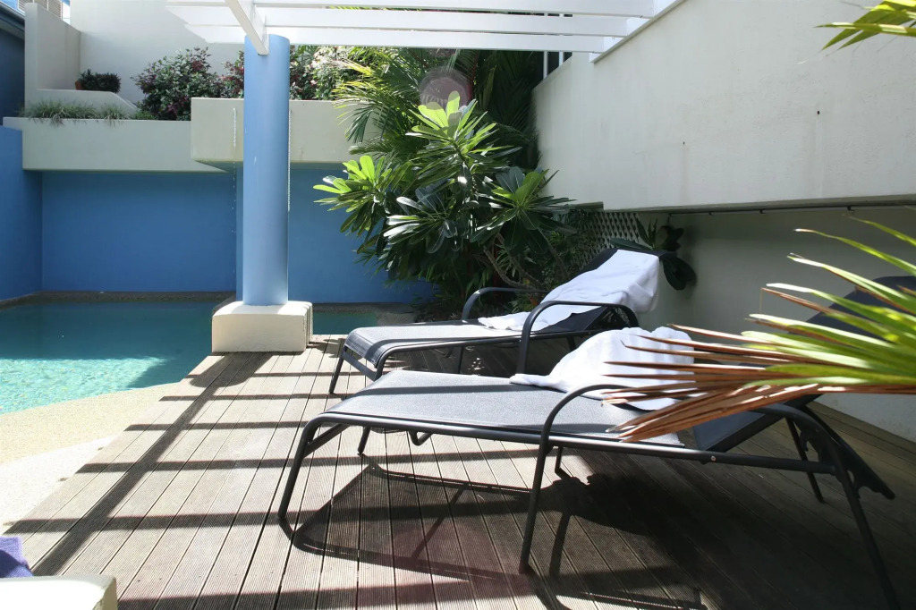 Macrossan House Boutique Holiday Apartments