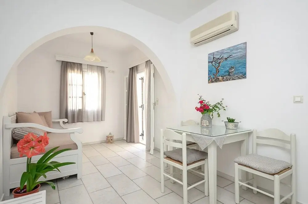 Naxos Dream Calypso Studios