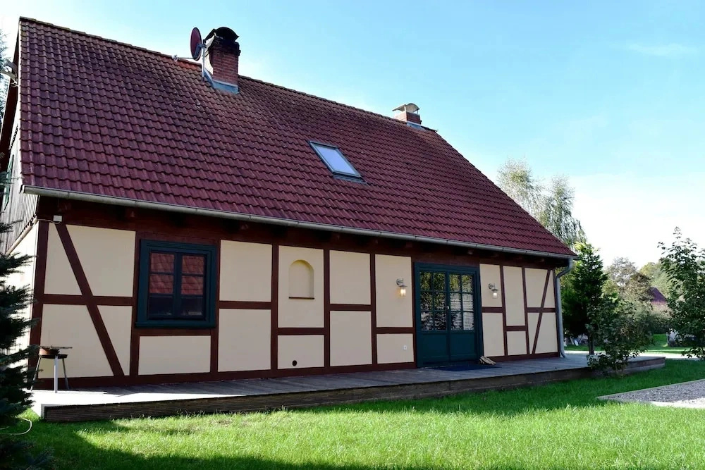2 Bedroom Awesome Home In Kuhlen Wendorf