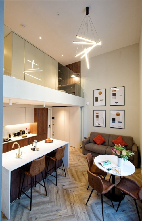 Notting Hill Studios by DMONTRIO