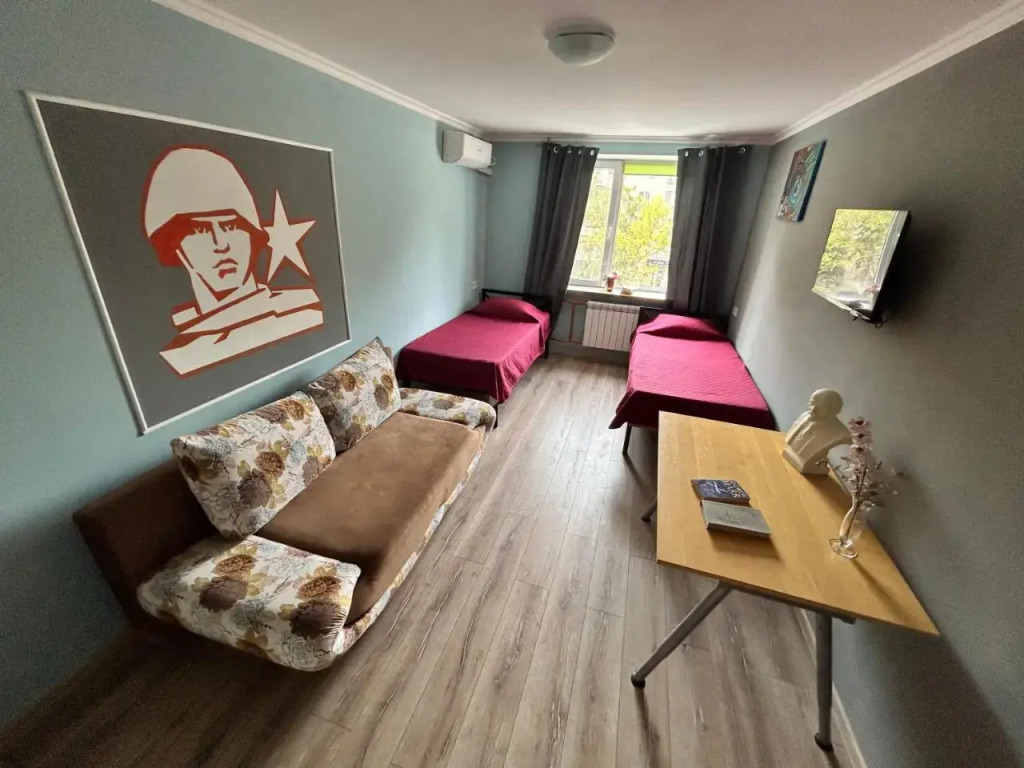Lenin Guest House & Tours
