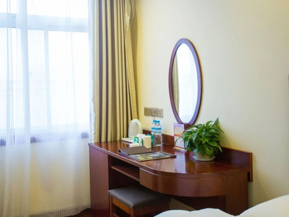 GreenTree Inn Fuyang Linyi Market Shell Hotel