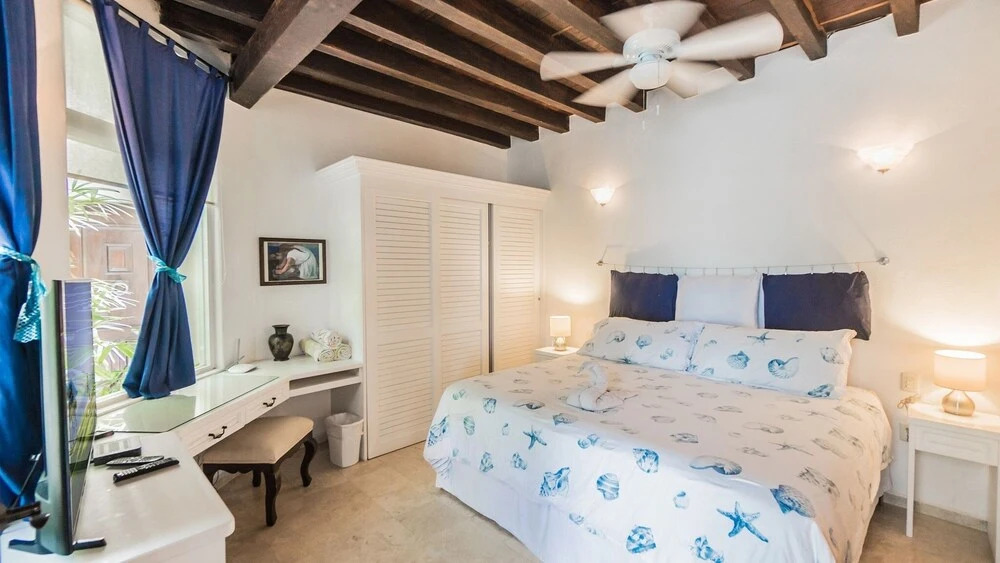 Royal Palms 5 2 Bedroom Condo by RedAwning