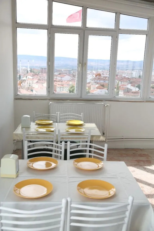 Beyaz Otel