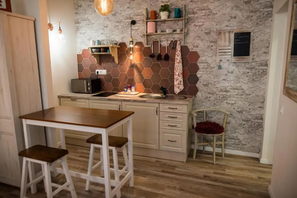All In Apartman IV