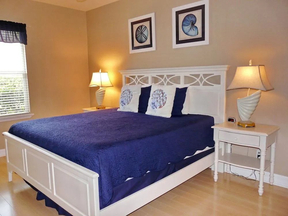 326 Polynesia Court
