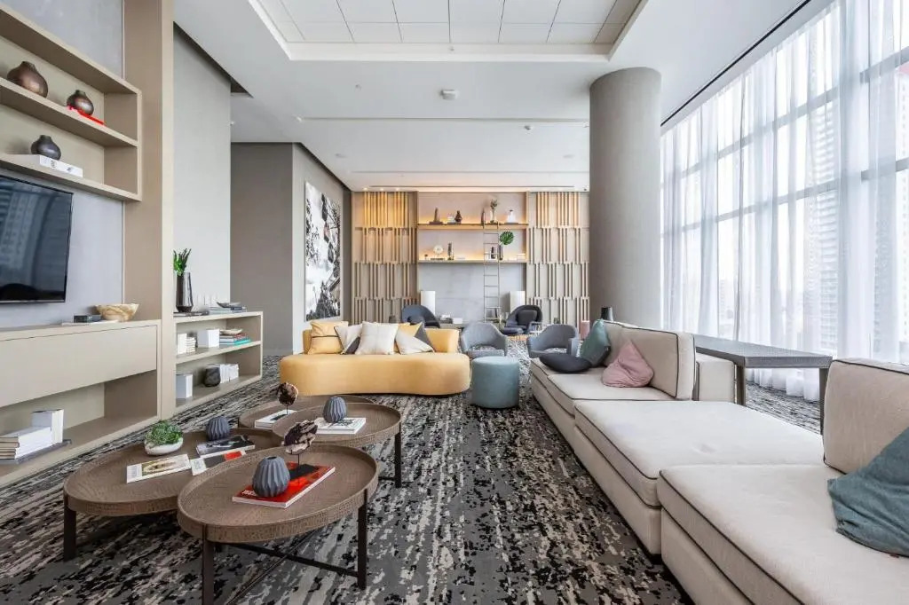 Spacious 3 Bedroom at Hyde Beach House 12th floor