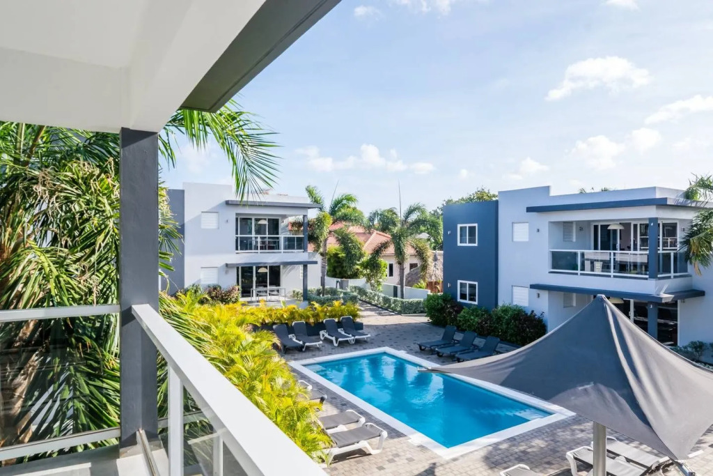 Best Value in Curacao! 2BR Apt W/ Pool & Tropical Garden