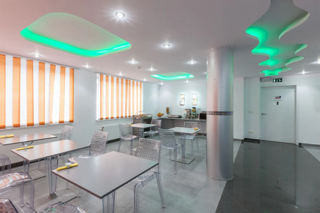 Hotel Phenix