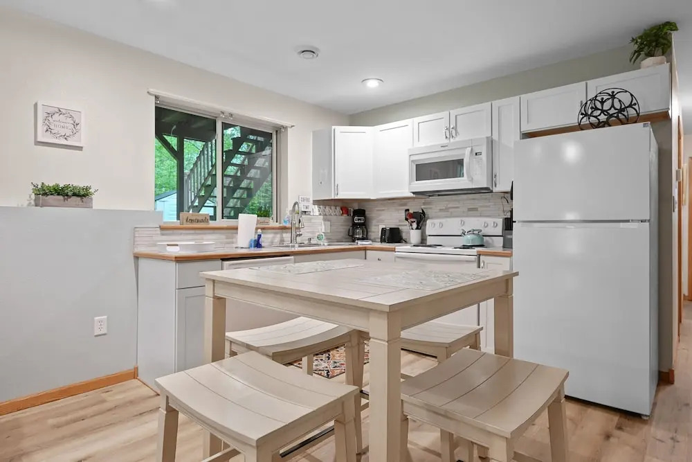 Mosinee Woodland Escape Whole House