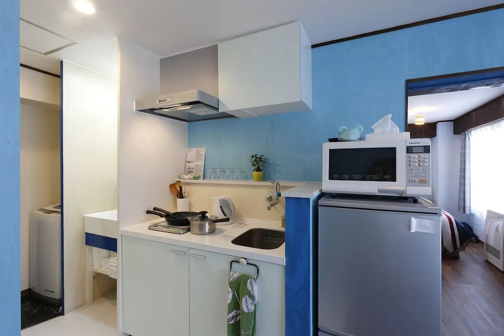 F24-402 Stylish Suite 1min from subway