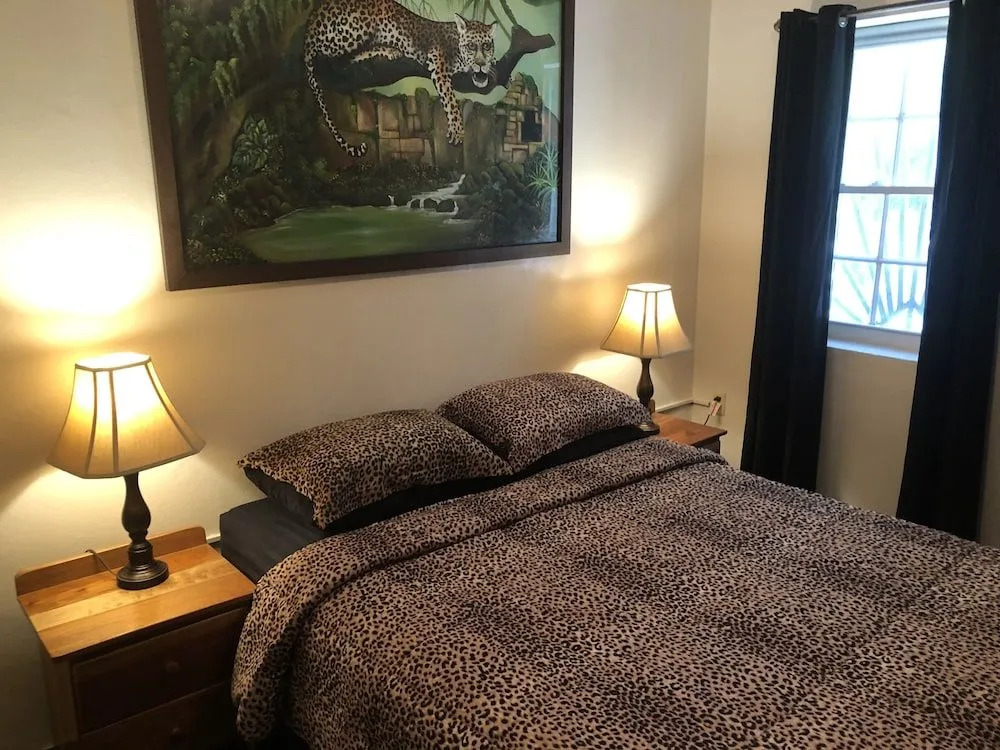 Belize Budget Suites
