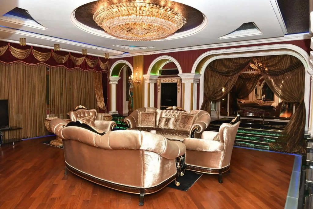Sheikh Apartment in Baku