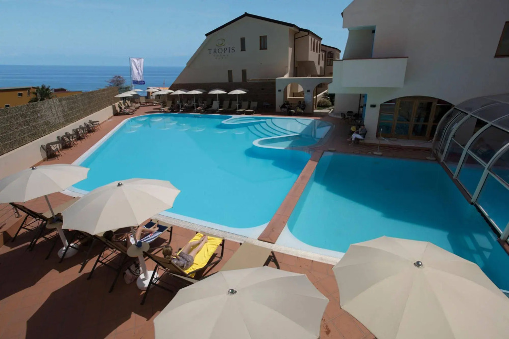 Hotel Tropis