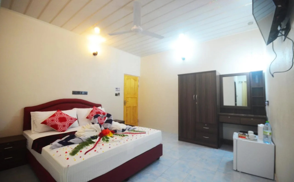 Evila Inn - Thoddoo