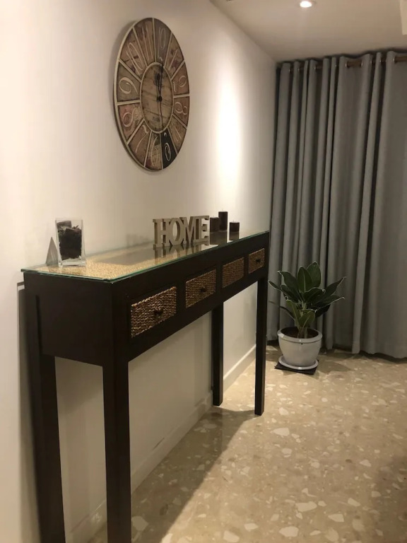JJ Suites - Your Home on 11