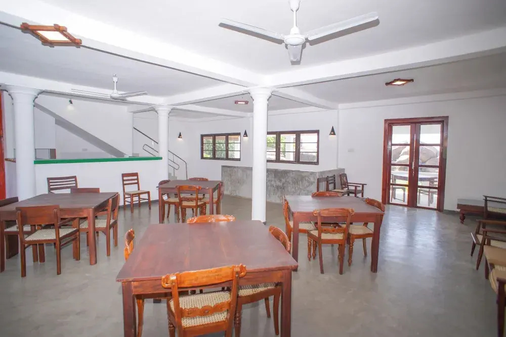 Hotel Zeilan Sunset Point