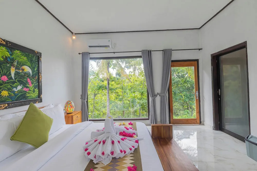 Radjes Bungalow Nusa Penida
