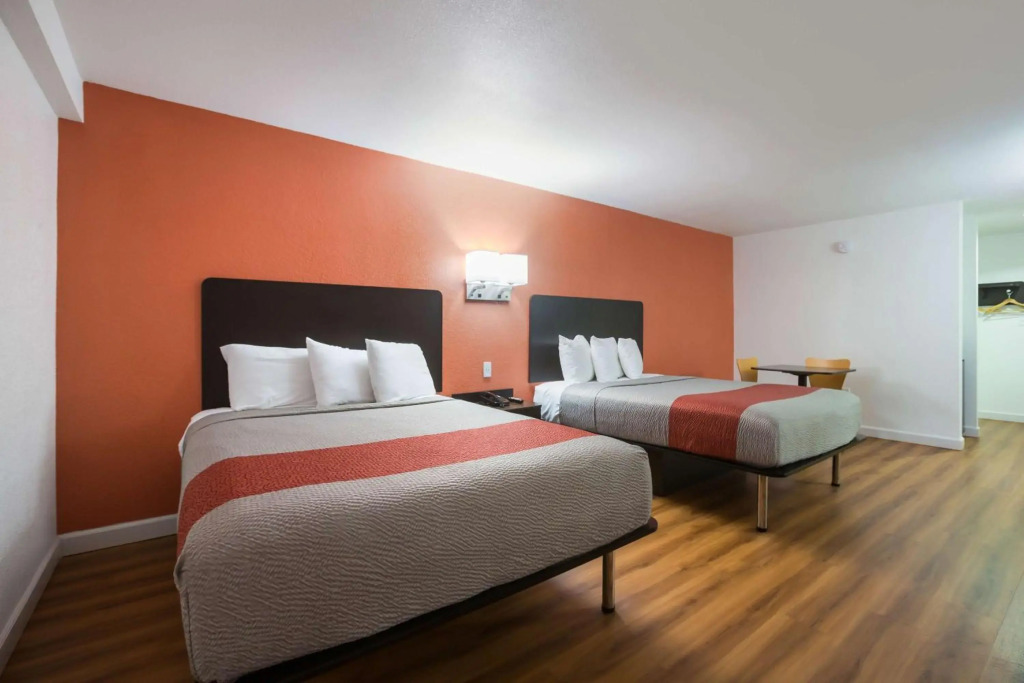 Motel 6-Suwanee, GA - Gwinnett Center