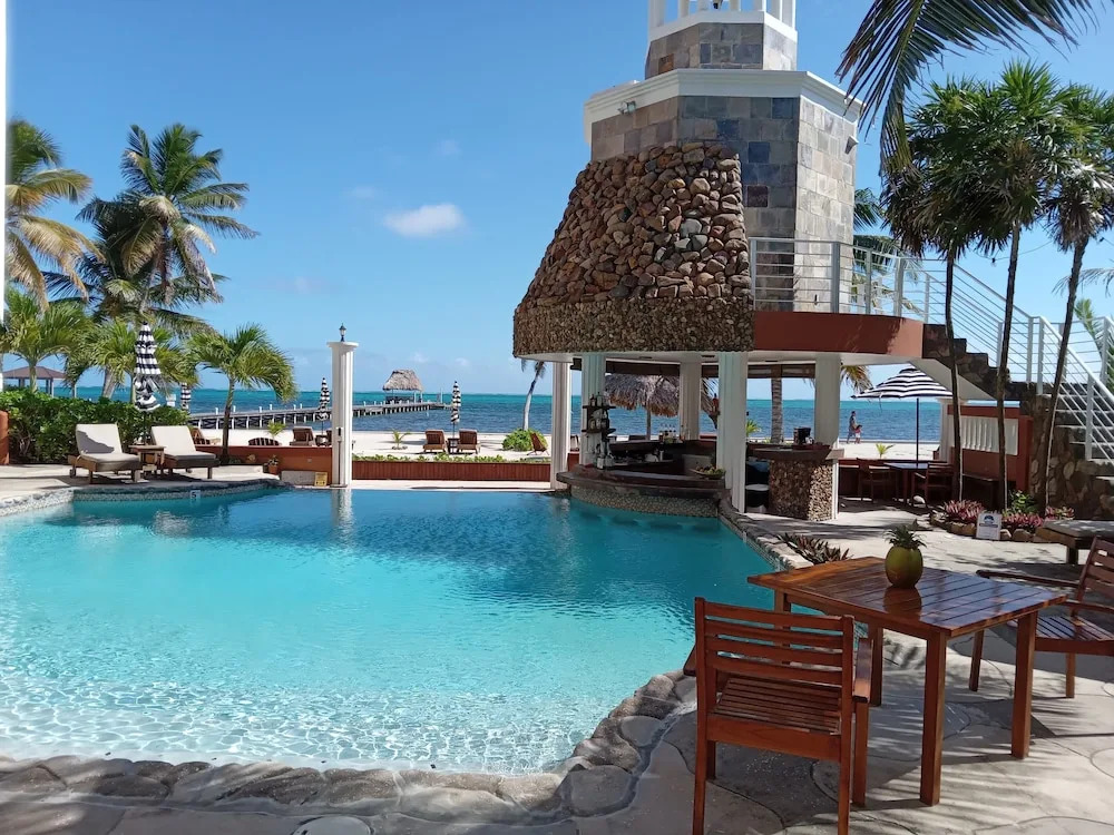 Lighthouse Beach Villas