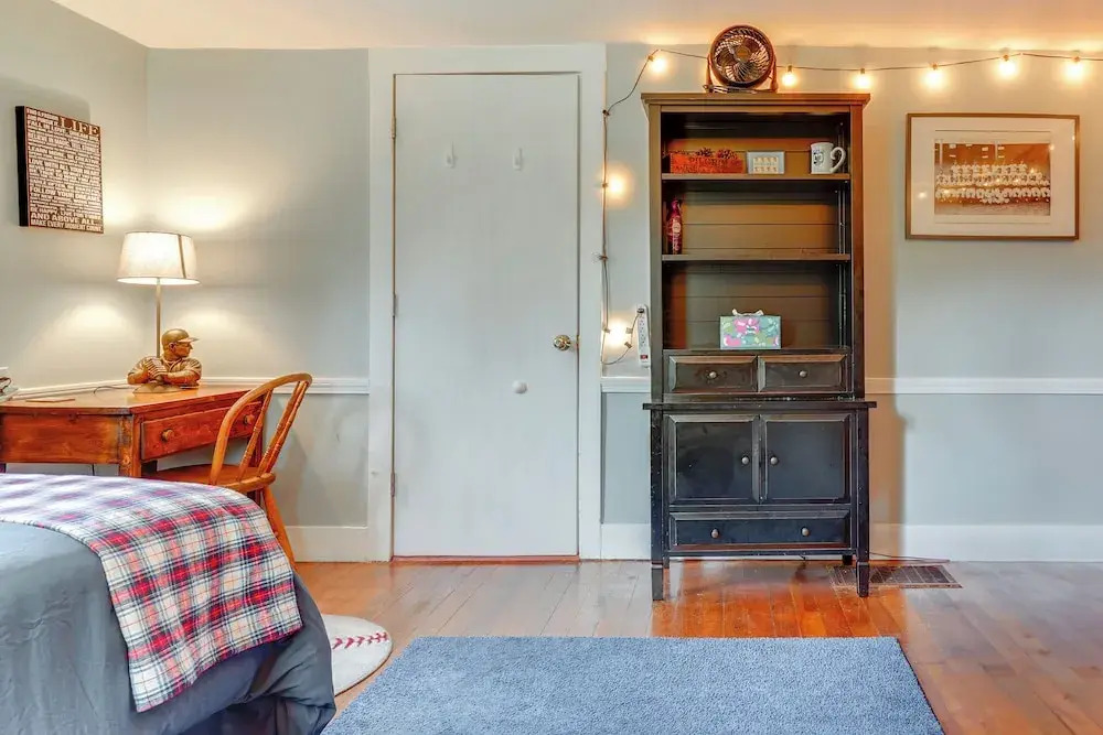 Londonderry Retreat ~ 3 Mi to Lowell Lake!