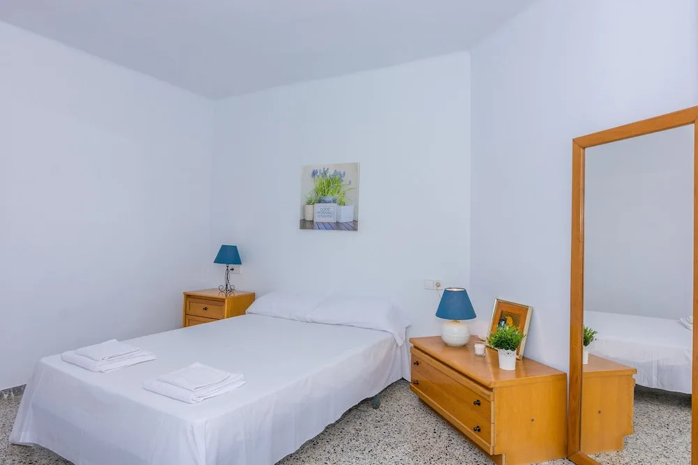 HomeHolidaysRentals Illes