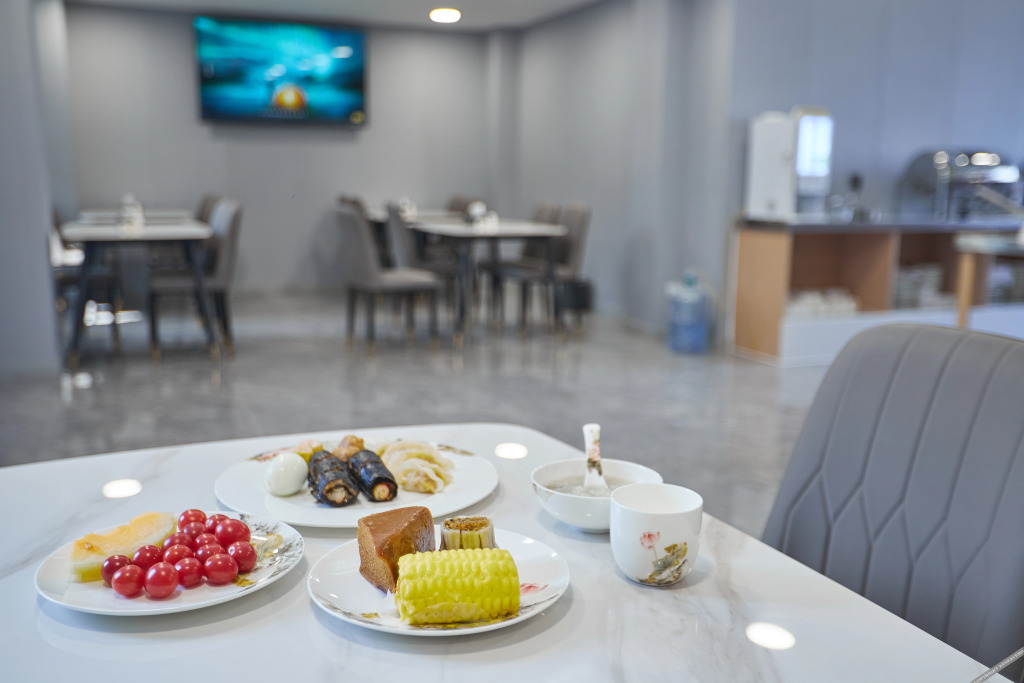 Vienna Classic Hotel (Chenzhou Xiangnan College)