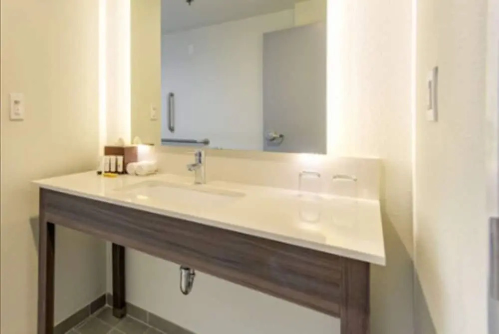 Comfort Inn Airport & Conference Center
