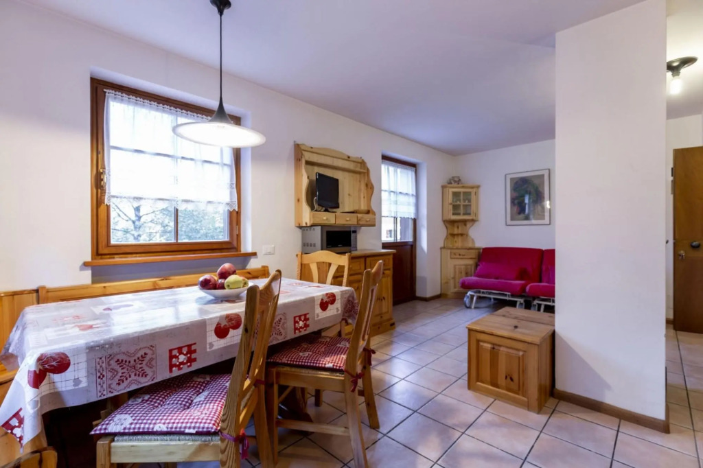 TAGLIANI - Three-room apartment. (022113-AT-051557)-499 TAGLIANI