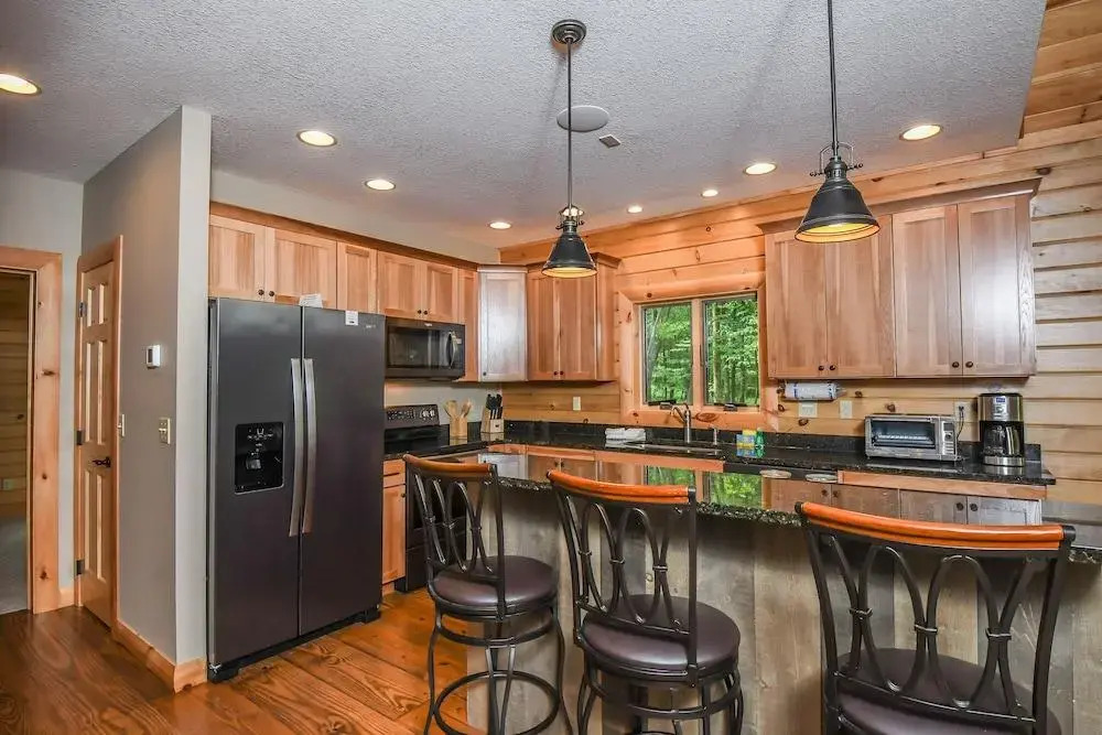 Maple Manor by Taylor Made Deep Creek