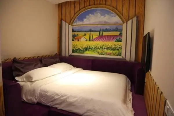 Adela Boutique Hotel