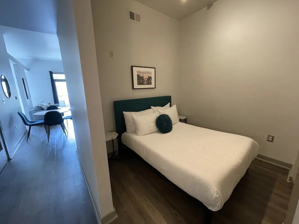 Mint House Nashville - The Gulch - 11th Ave S
