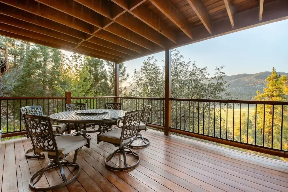 15 - The Lodge At Timberline Trail 4 Bedroom Home by Redawning