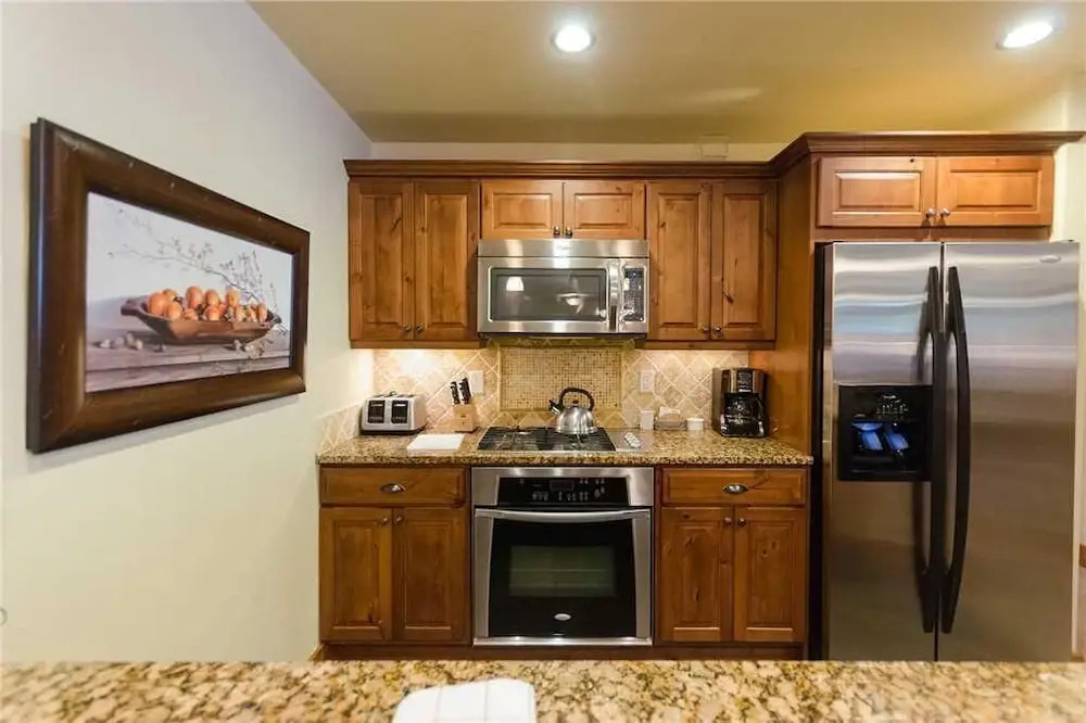 5109 Emerald Lodge, Trappeur's Crossing Apartment 4