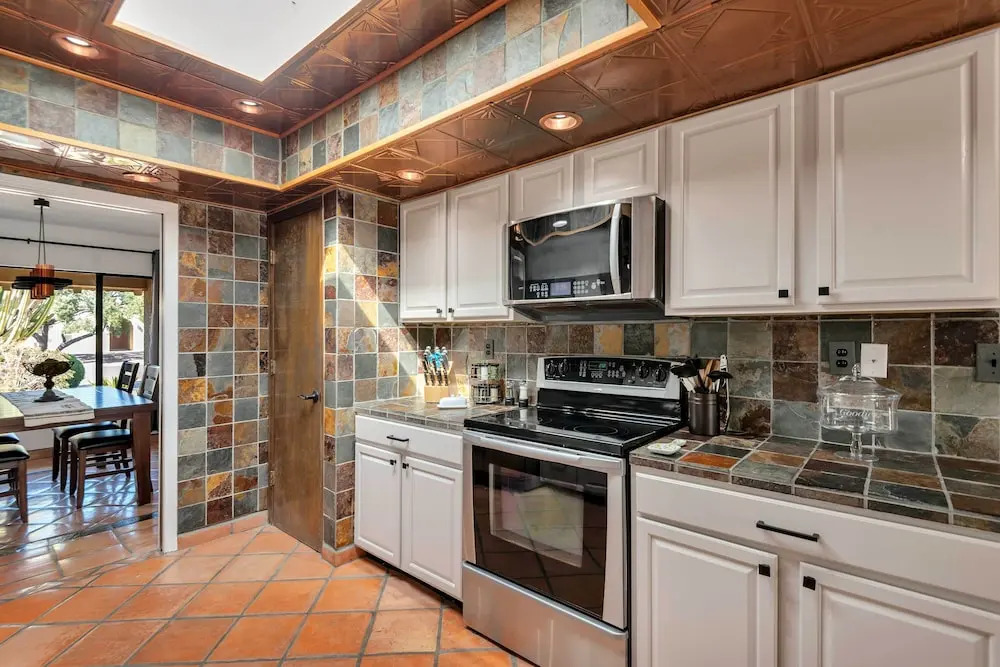 Private Pool: Pet-friendly Home in Scottsdale!