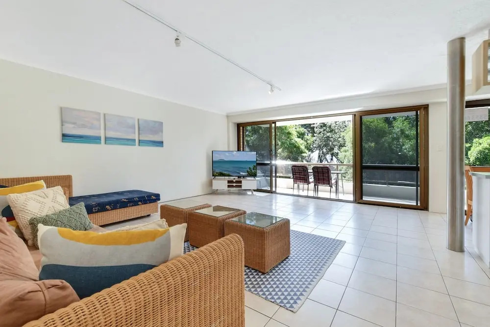 La Mer Holiday Apartments
