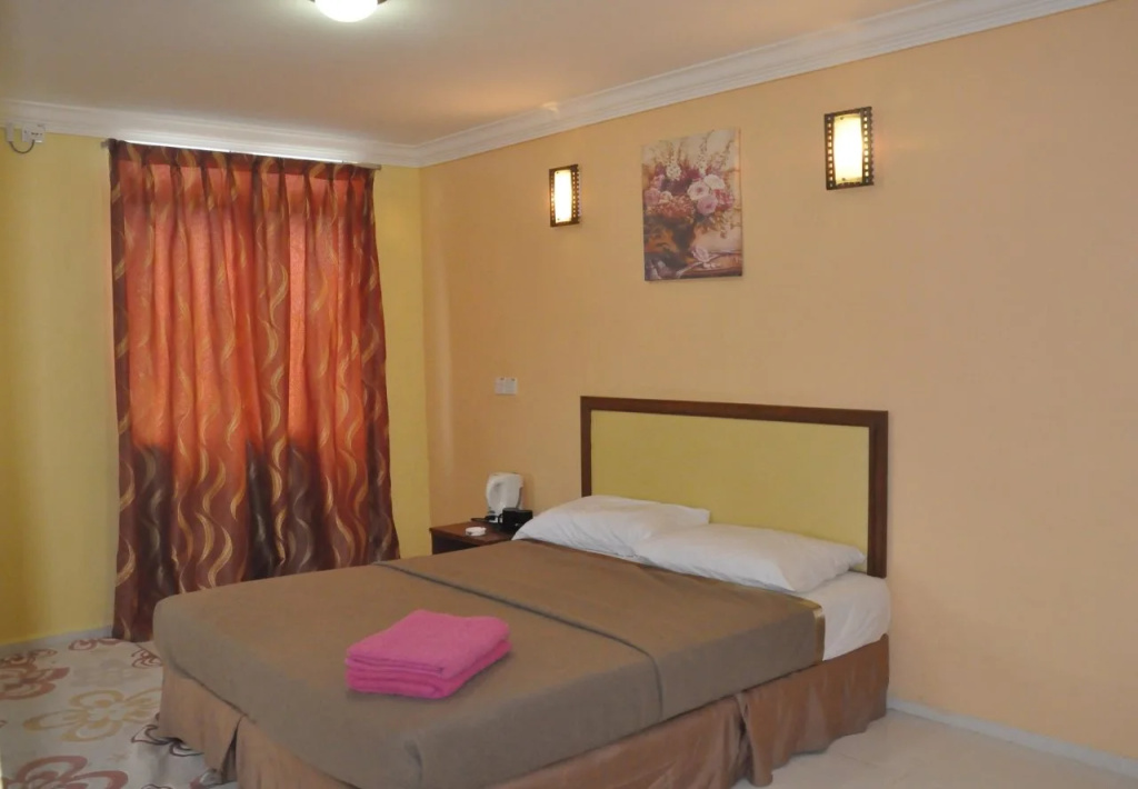 Saujana Hotel And Restaurant