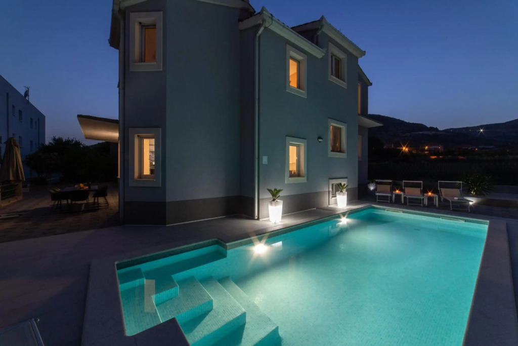 Villa Ban