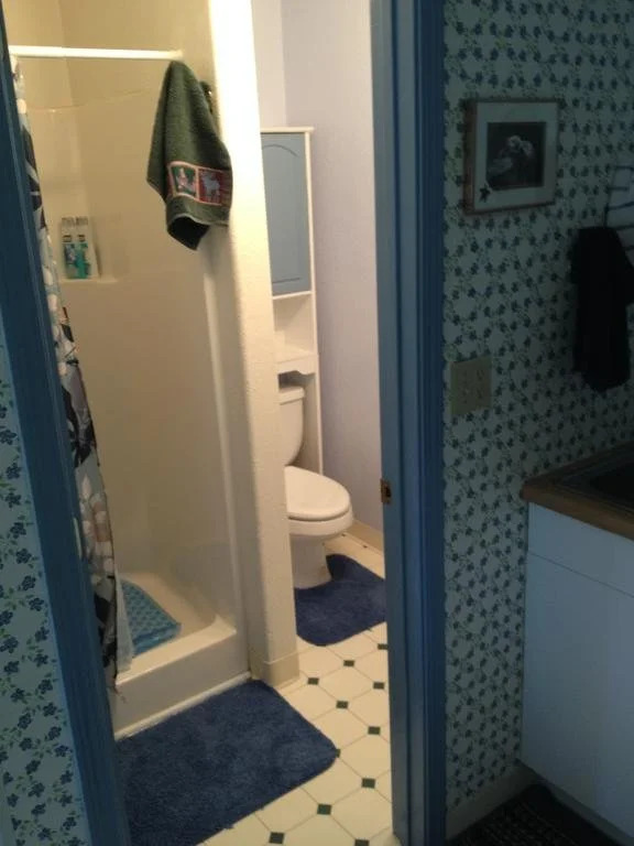 Red Cabin Bed & Breakfast
