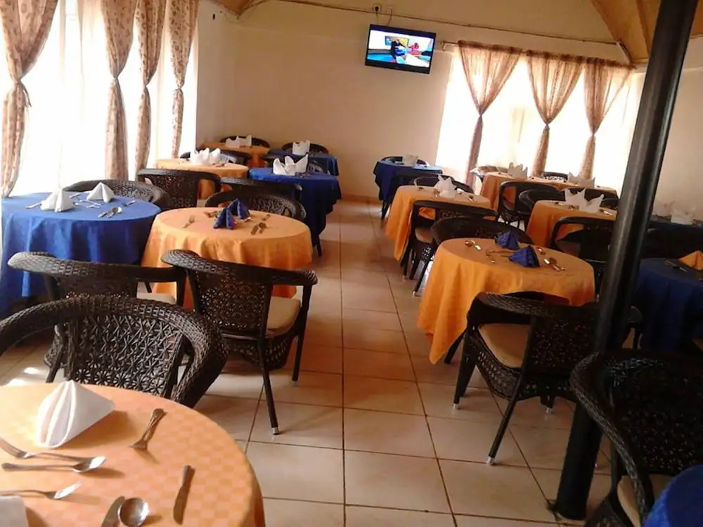 Golden Gates Hotel