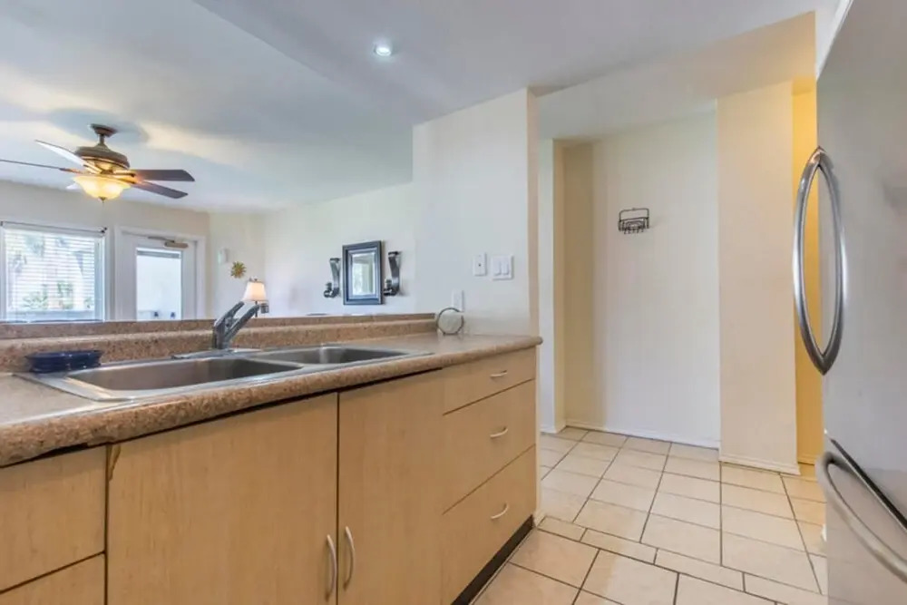 Gulfpoint Condominium A1214